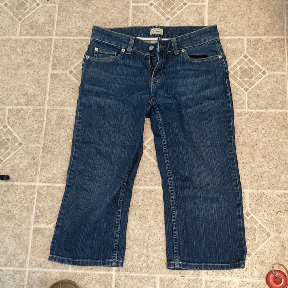 Crop, peddle pusher like pant!Size 4P